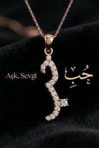 925 Ayar Zirkon Taşlı Rose Hub (Aşk) Yazılı Gümüş Kolye
