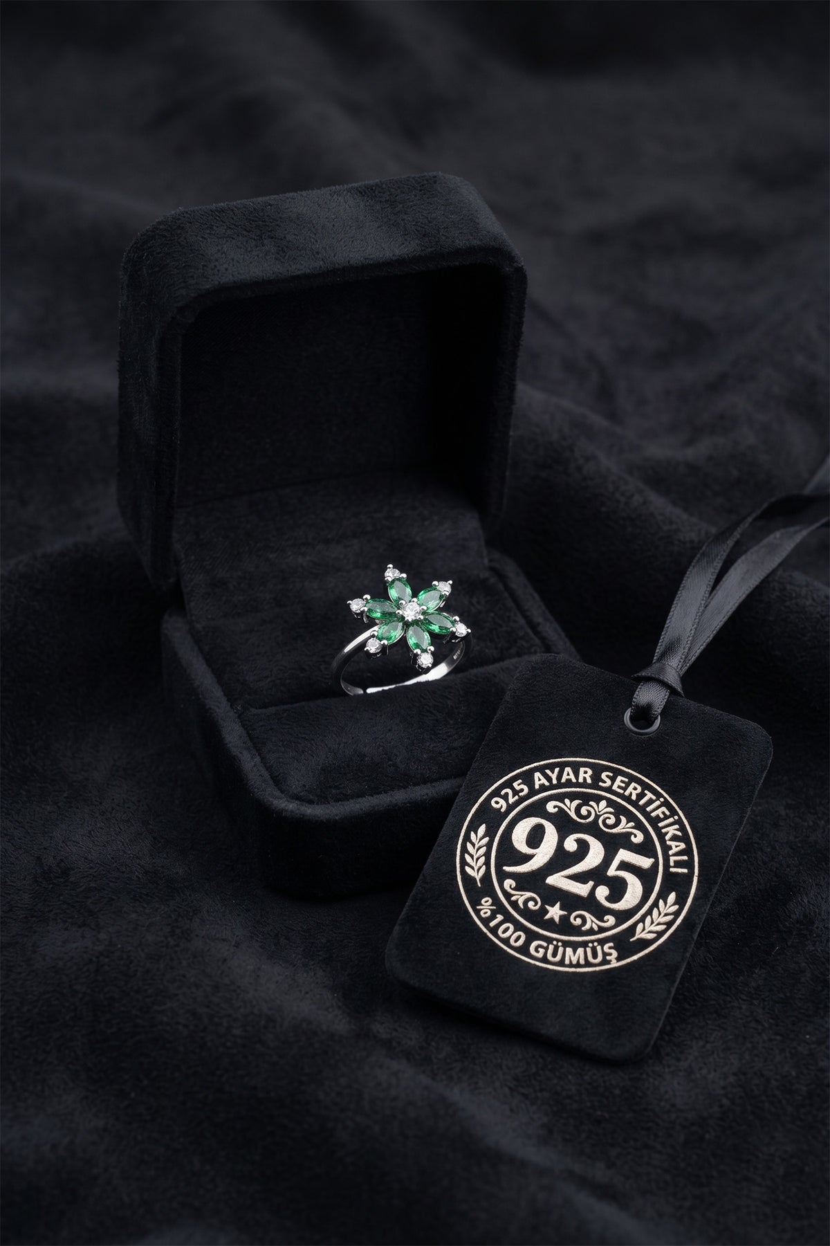 Emerald Lotus Flower - Zircon Adjustable Ring in 925 sterling silver - view 2