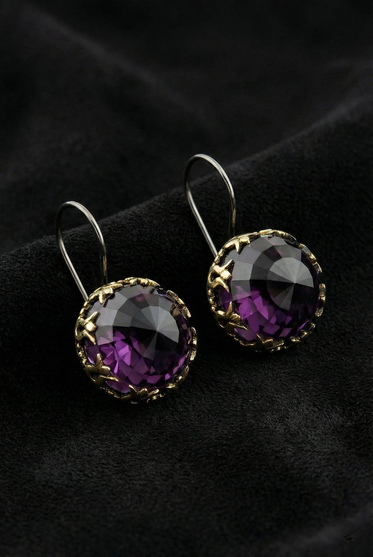 Gilded Amethyst Stone Tulip Motif Earrings in 925 sterling silver