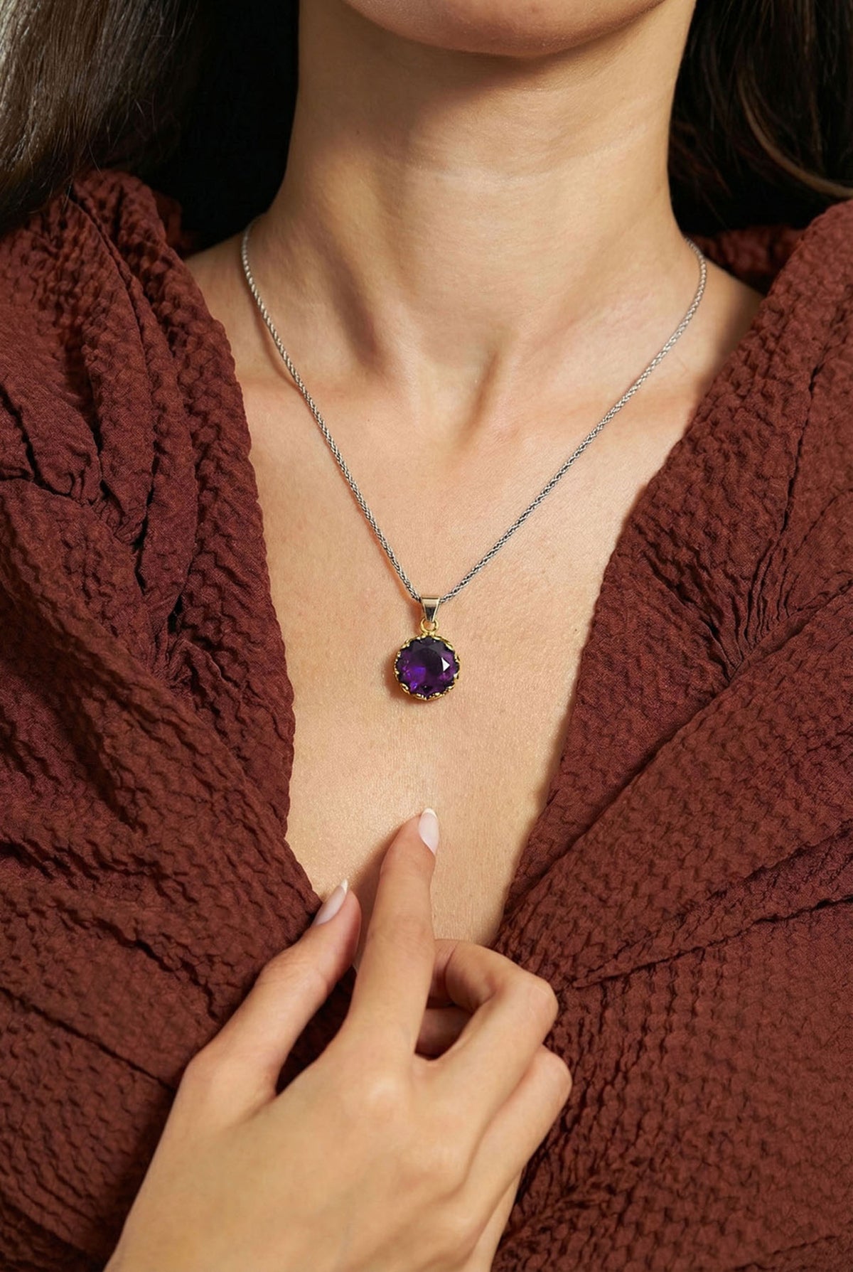 Gilded Round Vav Amethyst Gemstone Jewelry Set in 925 sterling silver - view 2