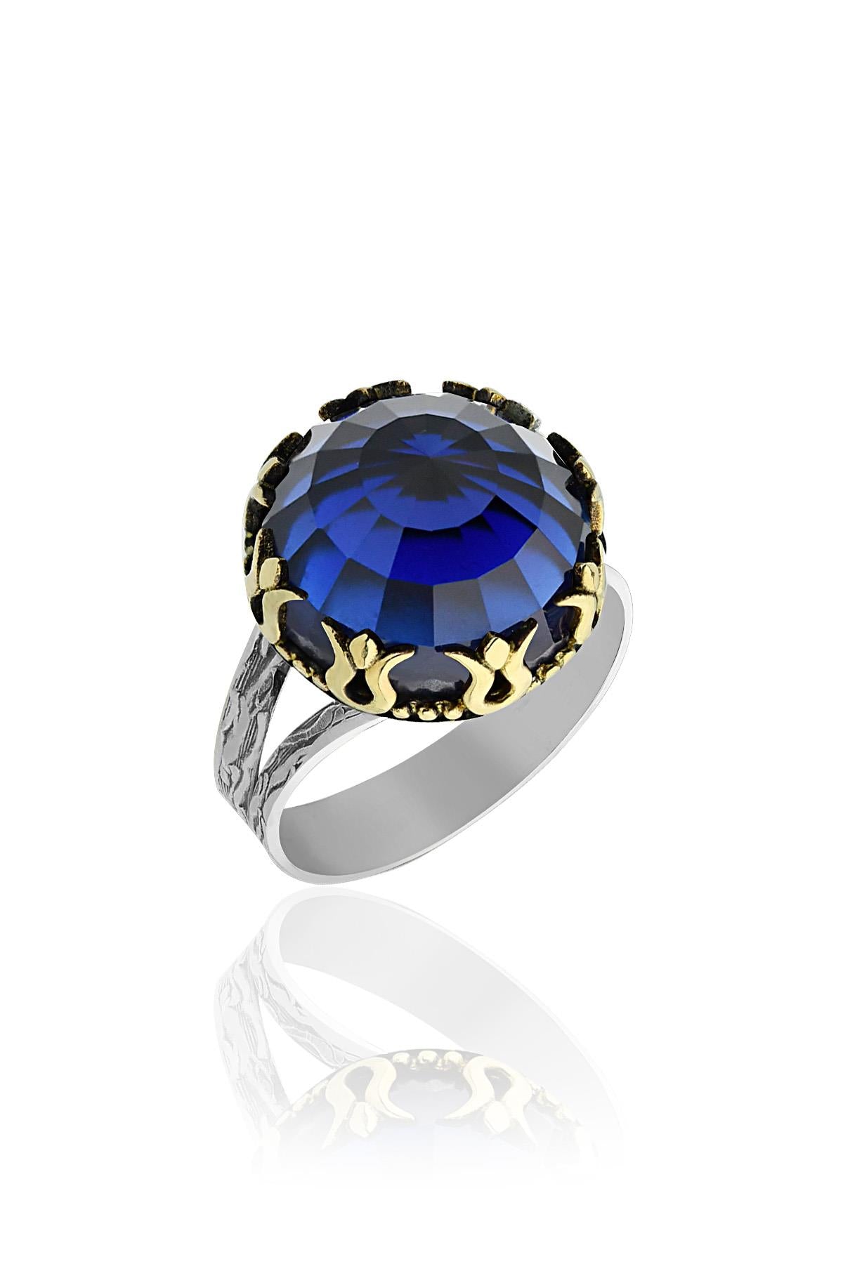 Sapphire Tulip Motif Traditional Set Silver