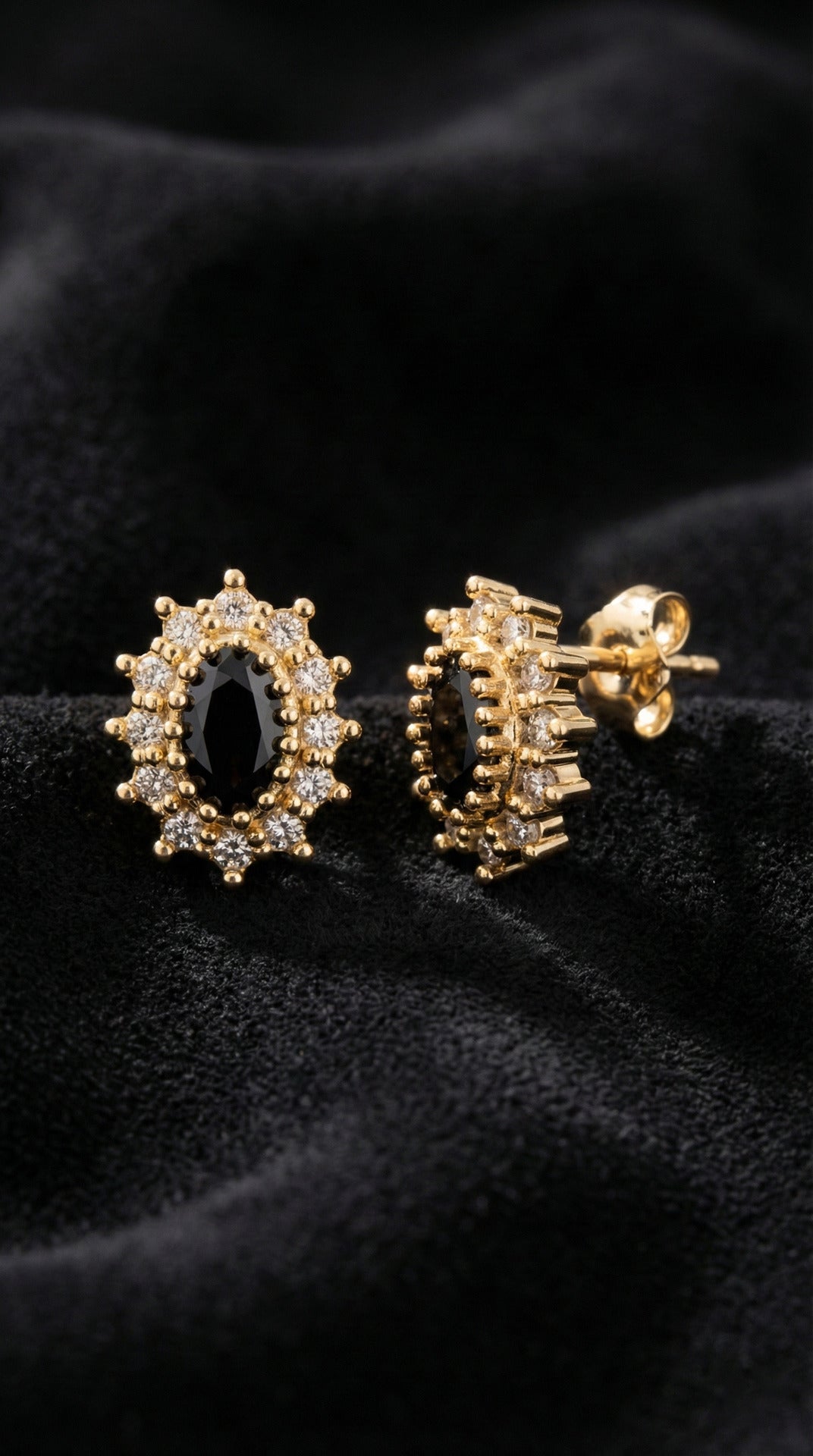 Onyx Gold Oval Entourage Minimal Stud Silver Earring