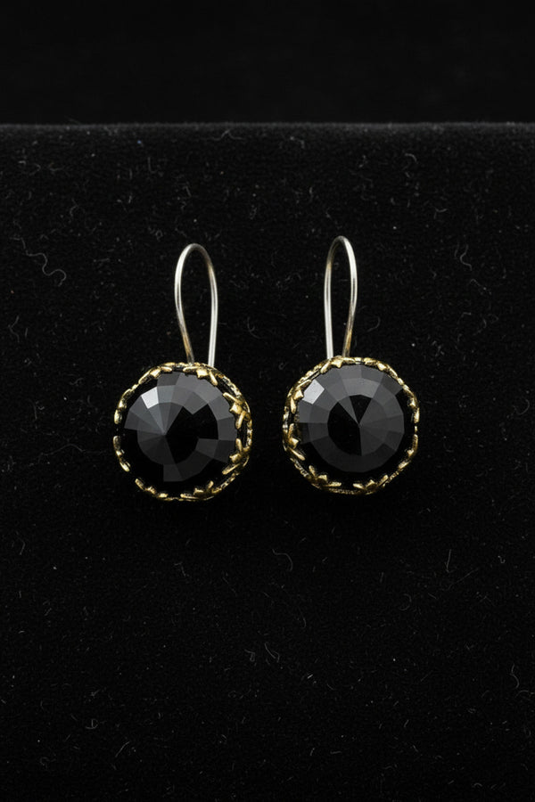 Gilded Onyx Stone Tulip Motif Earrings | 925 Silver