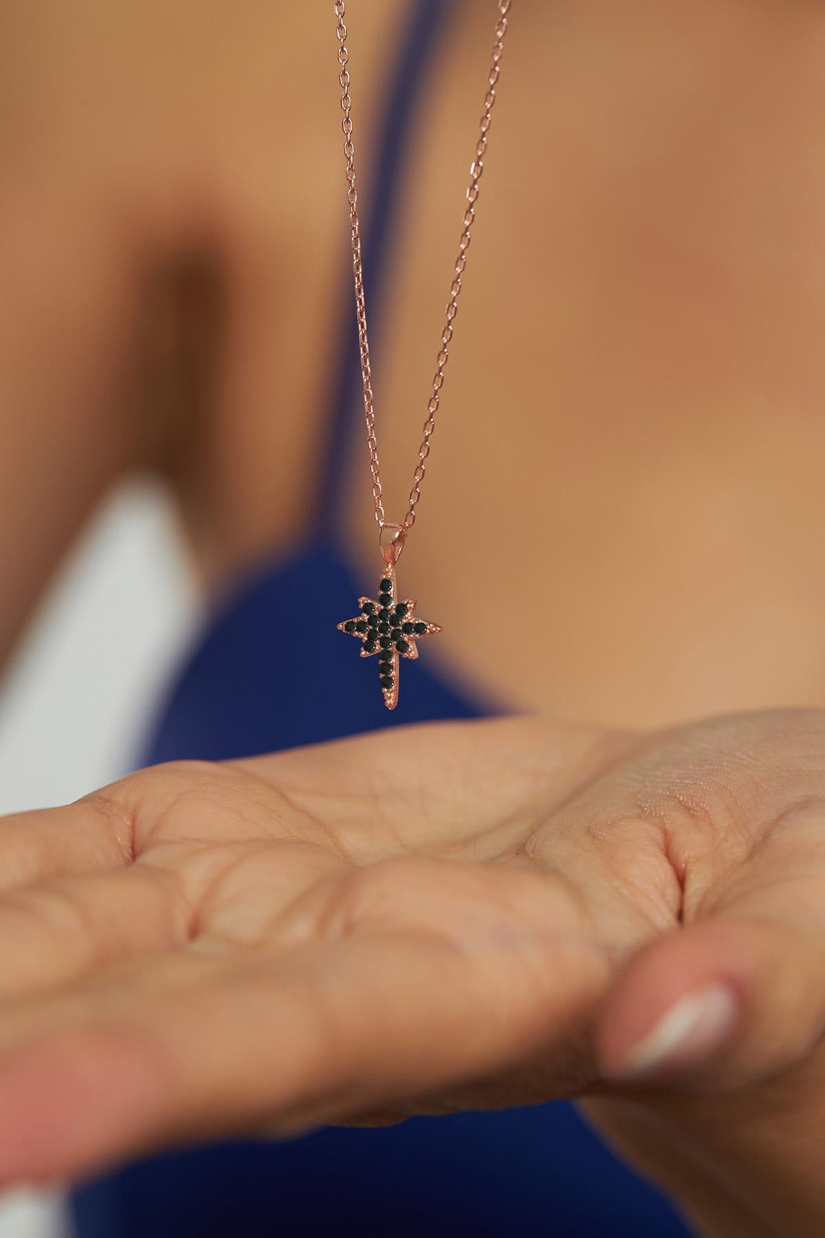 Rose North Star Minimal Silver Necklace with Onyx Stone