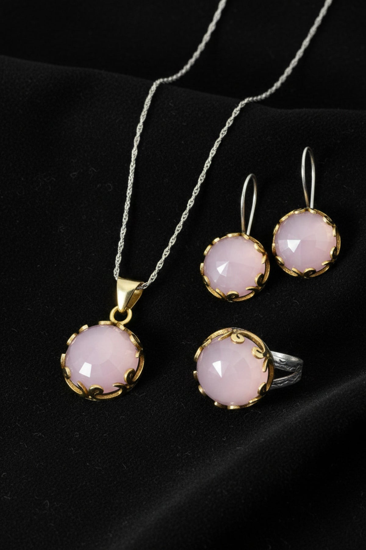 Gilded Round Vav Pink Quartz Jewelry Set in 925 sterling silver - view 2