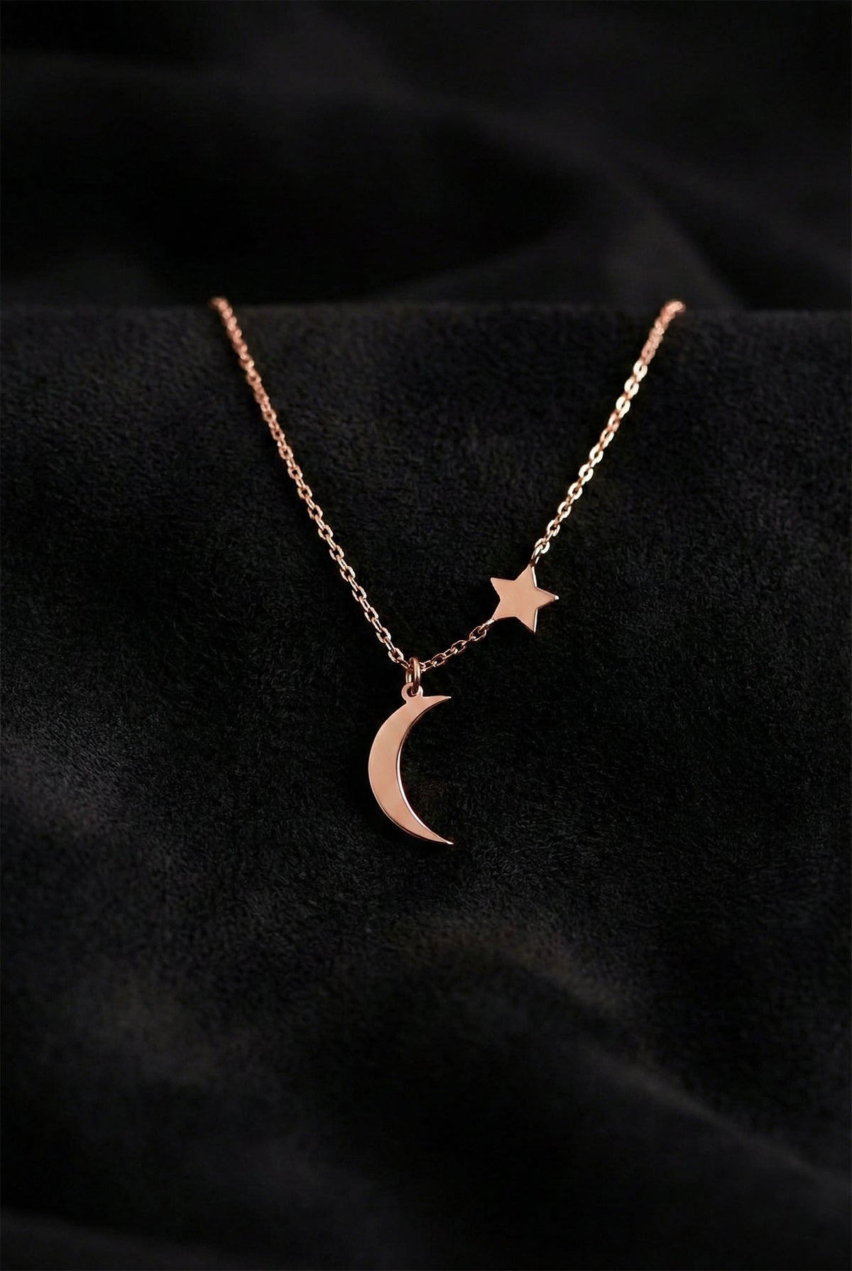Halskette mit Mond- & Stern-Anhänger in Roségold aus 925er Sterlingsilber