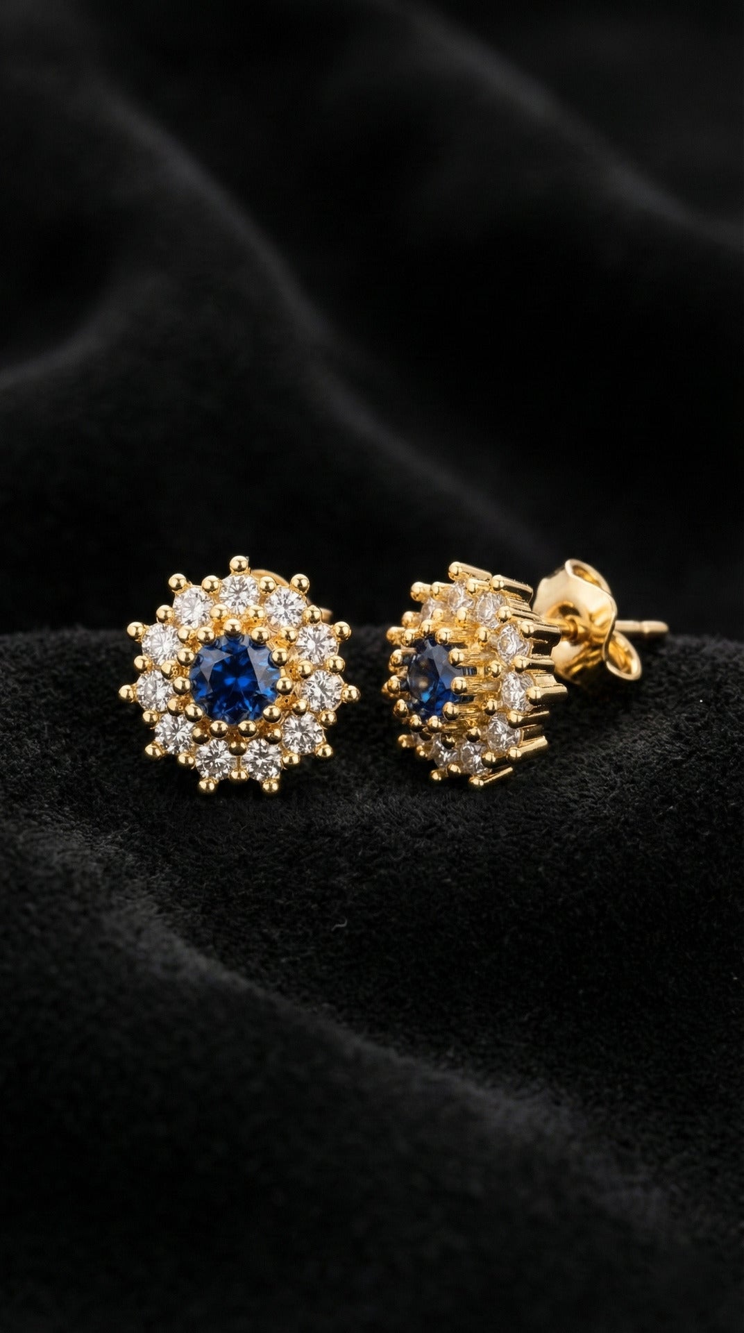 Safir Taşlı Gold Yuvarlak Anturaj Minimal Çivili Gümüş Küpe