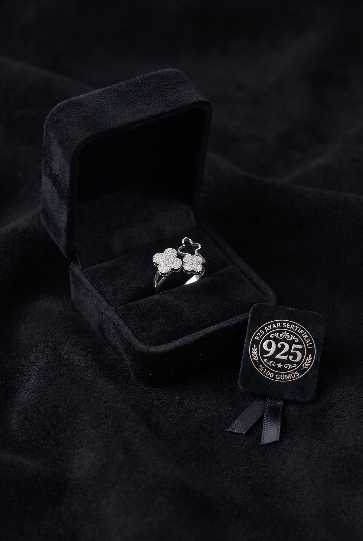 Black Enamel Butterfly Clover, Adjustable Ring in 925 sterling silver - view 2