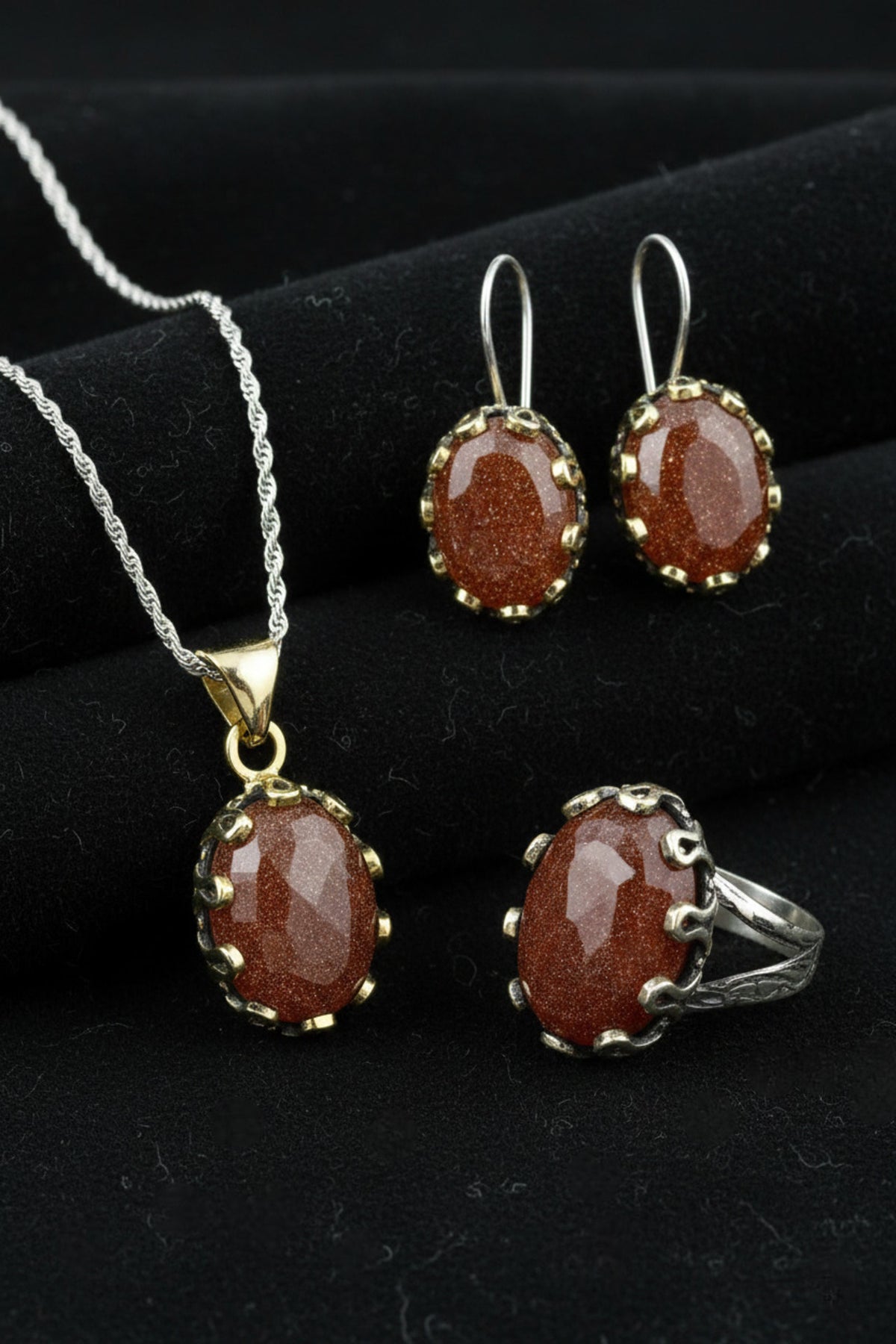 Gilded Oval Sunstone Gemstone Jewelry Set in 925 sterling silver