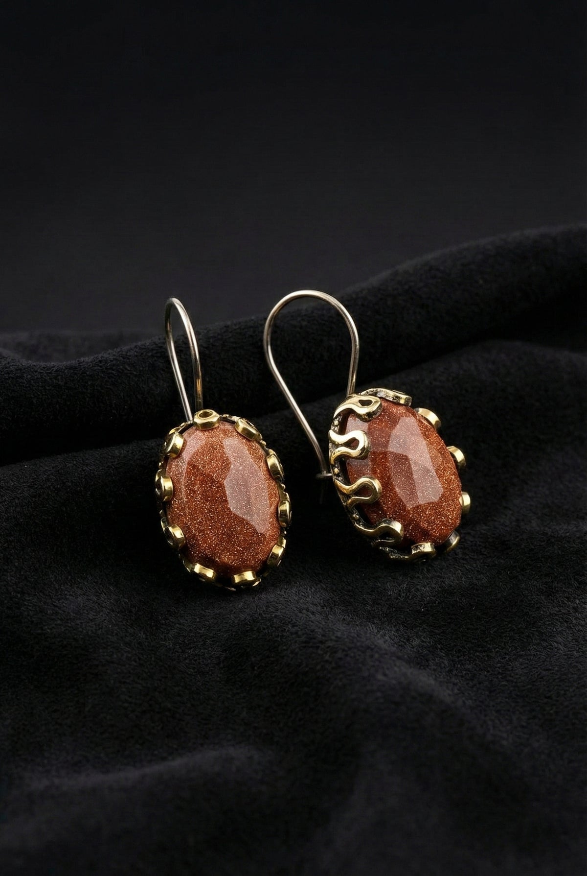 Gilded Oval Sunstone Gemstone Jewelry Set in 925 sterling silver - view 4