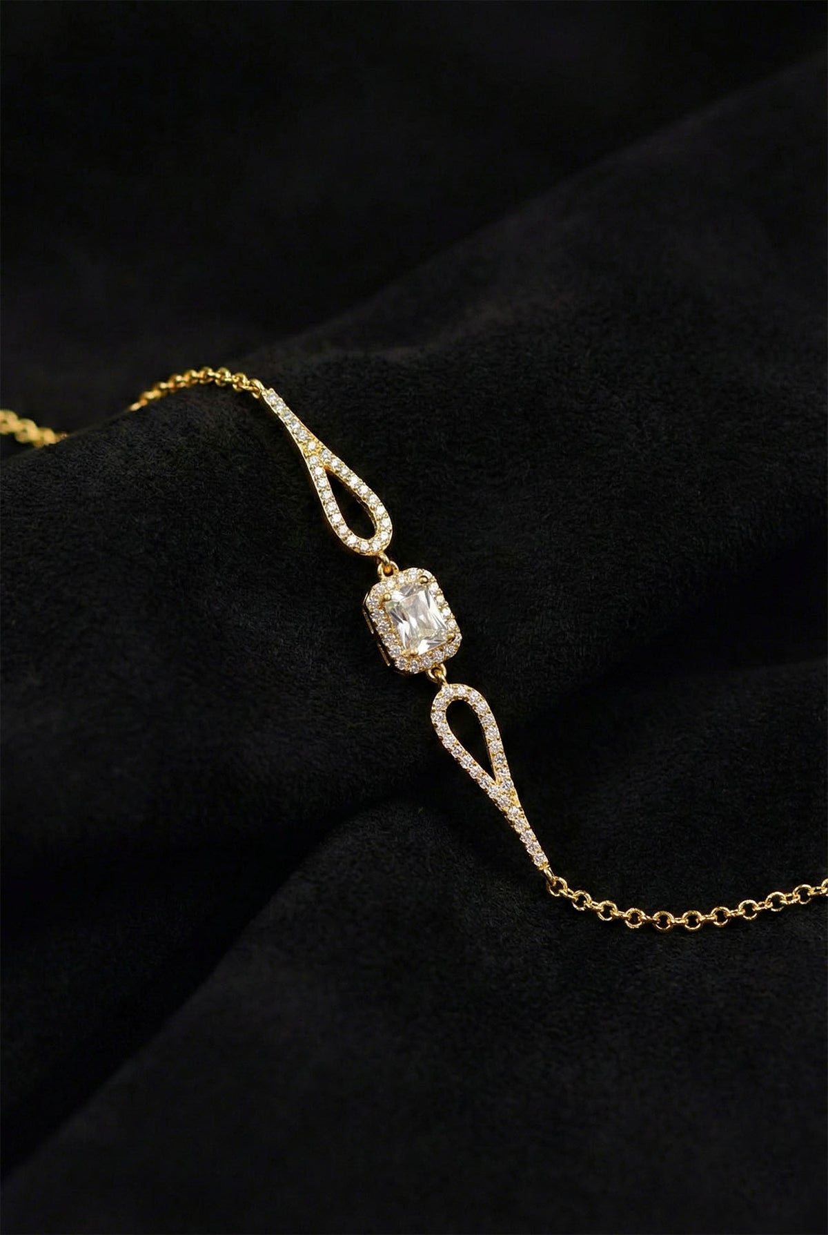 Gold Baguette Zircon Solitaire Halo Bracelet in 925 sterling silver