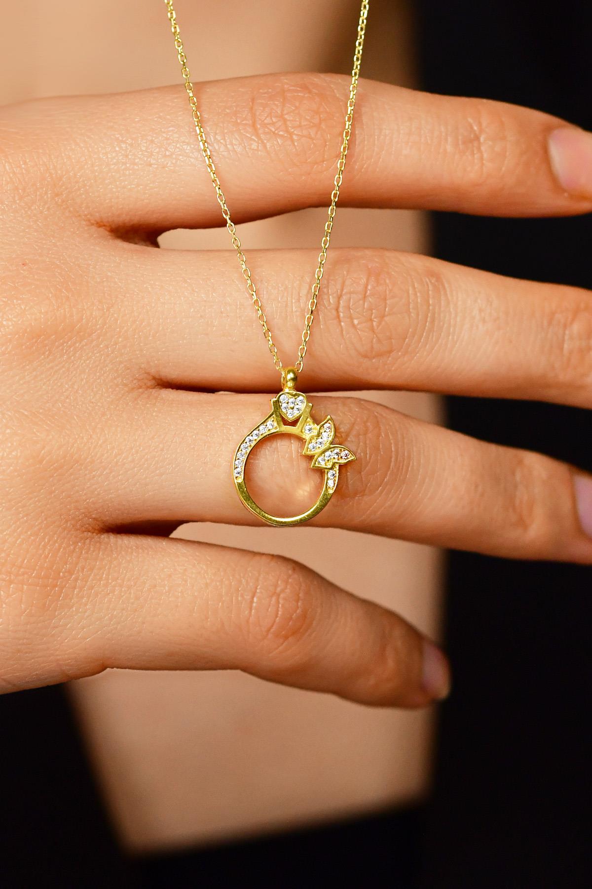 Zirkon Taşlı Gold Yüzük Motifli Gümüş Kolye