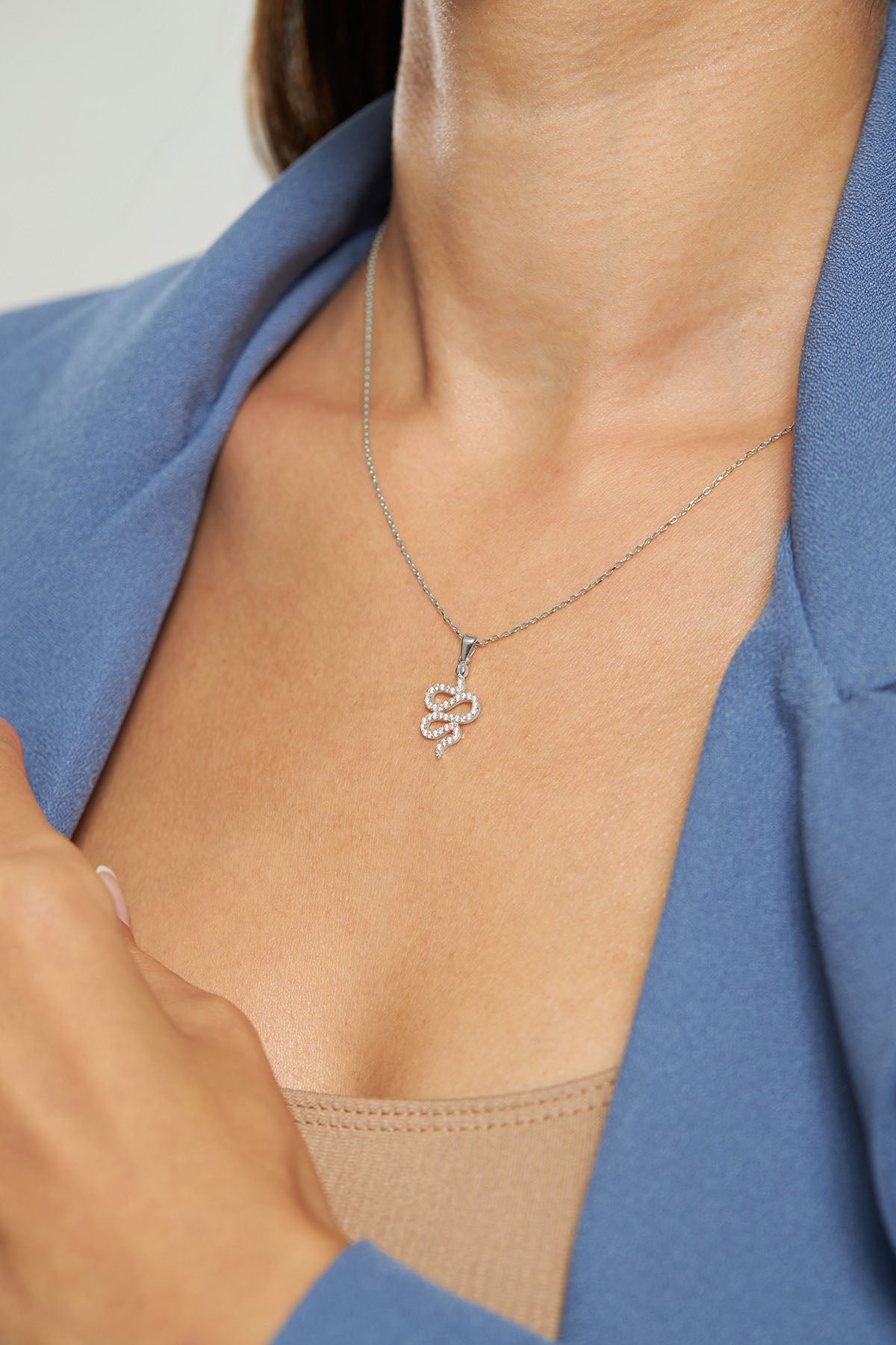 Rhodium Minimal Snake Necklace with Zircon in 925 sterling silver - view 3