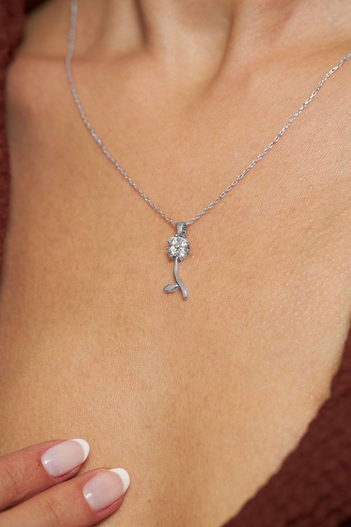 Rhodium Clover Pendant Necklace with Zircon in 925 sterling silver - view 3