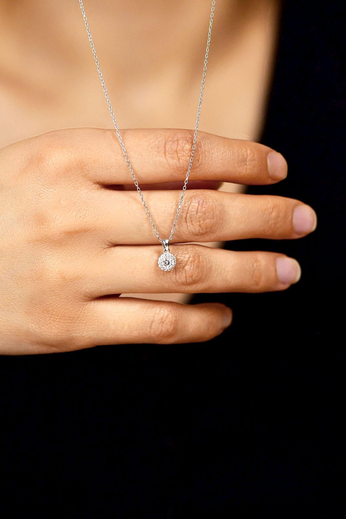 925 Sterling Silver Zircon Rhenium Plated Minimal Round Cluster Necklace