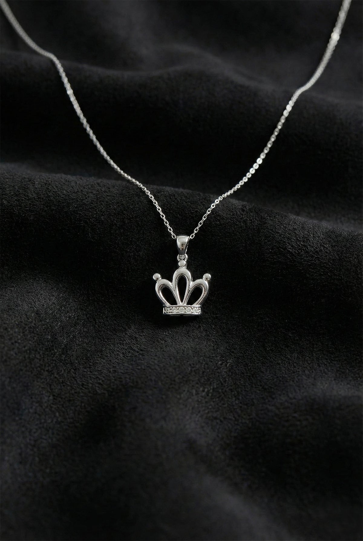 Rhodium Crown Pendant Necklace with Zircon in 925 sterling silver