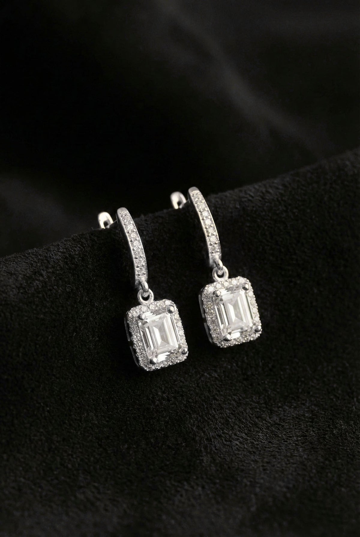 Solitär-Ohrhänger mit Baguette-Zirkonia aus 925er Sterlingsilber