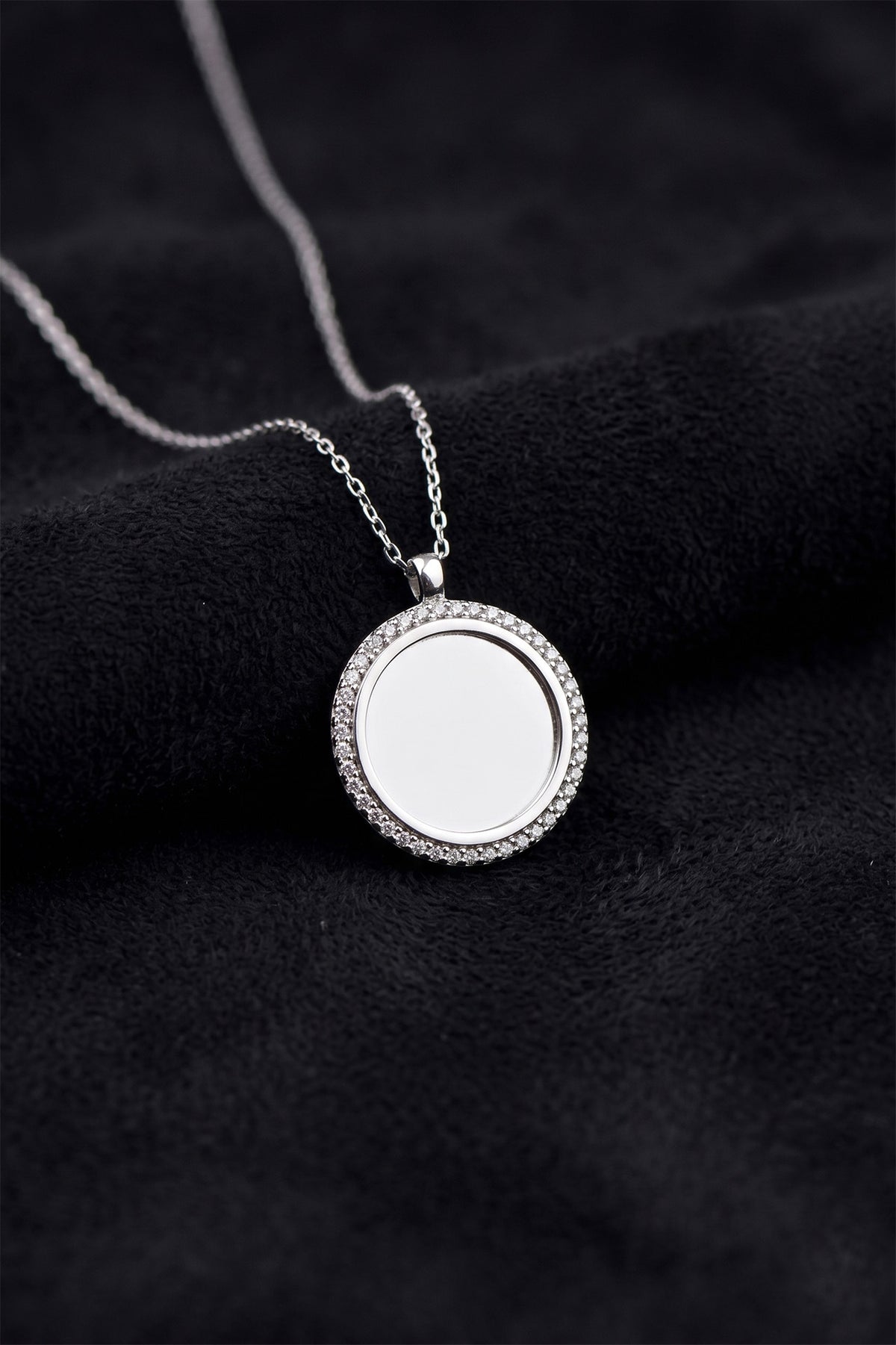 Rhodium Plated Zircon Round Name Necklace - 23x26 mm in 925 sterling silver