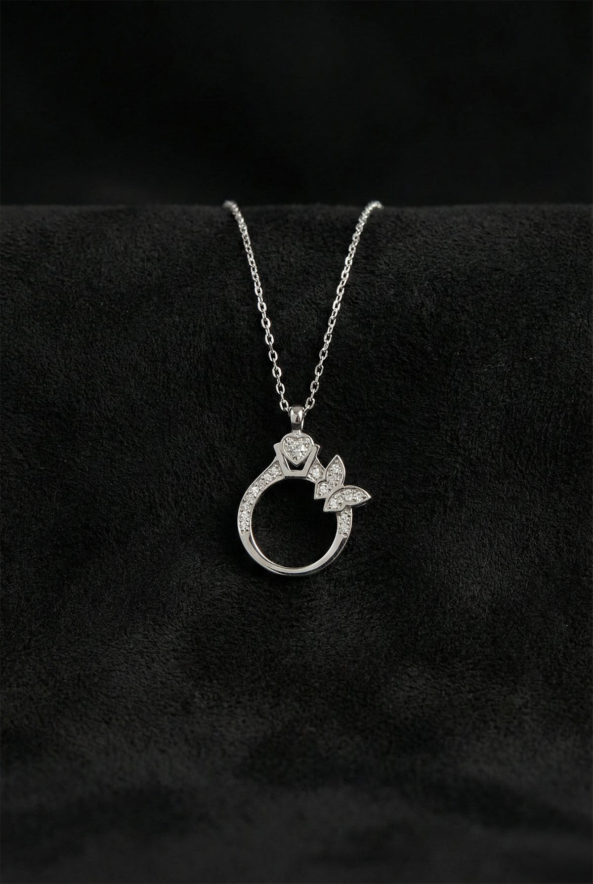 Zircon Ring Design Necklace in 925 sterling silver