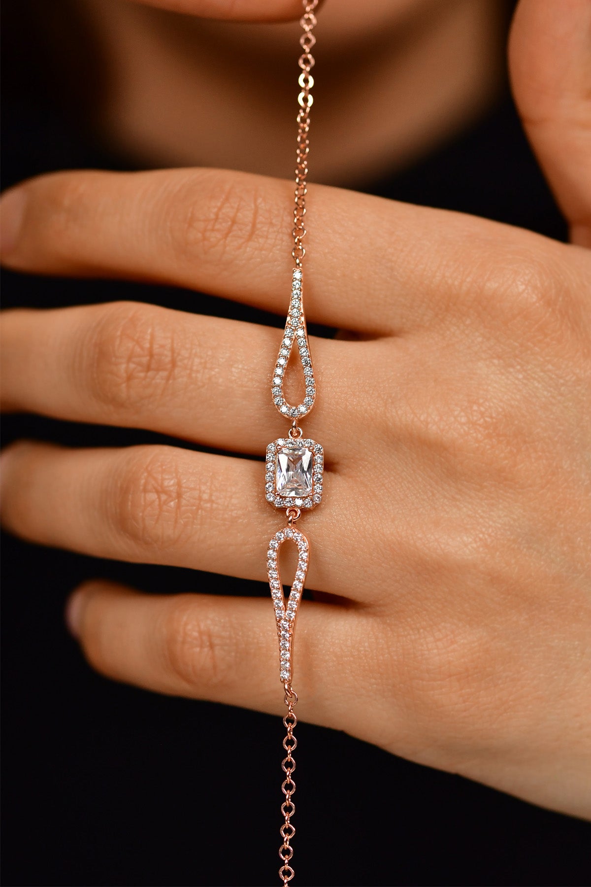 Rose Gold Baguette Zircon Solitaire Bracelet in 925 sterling silver - view 3