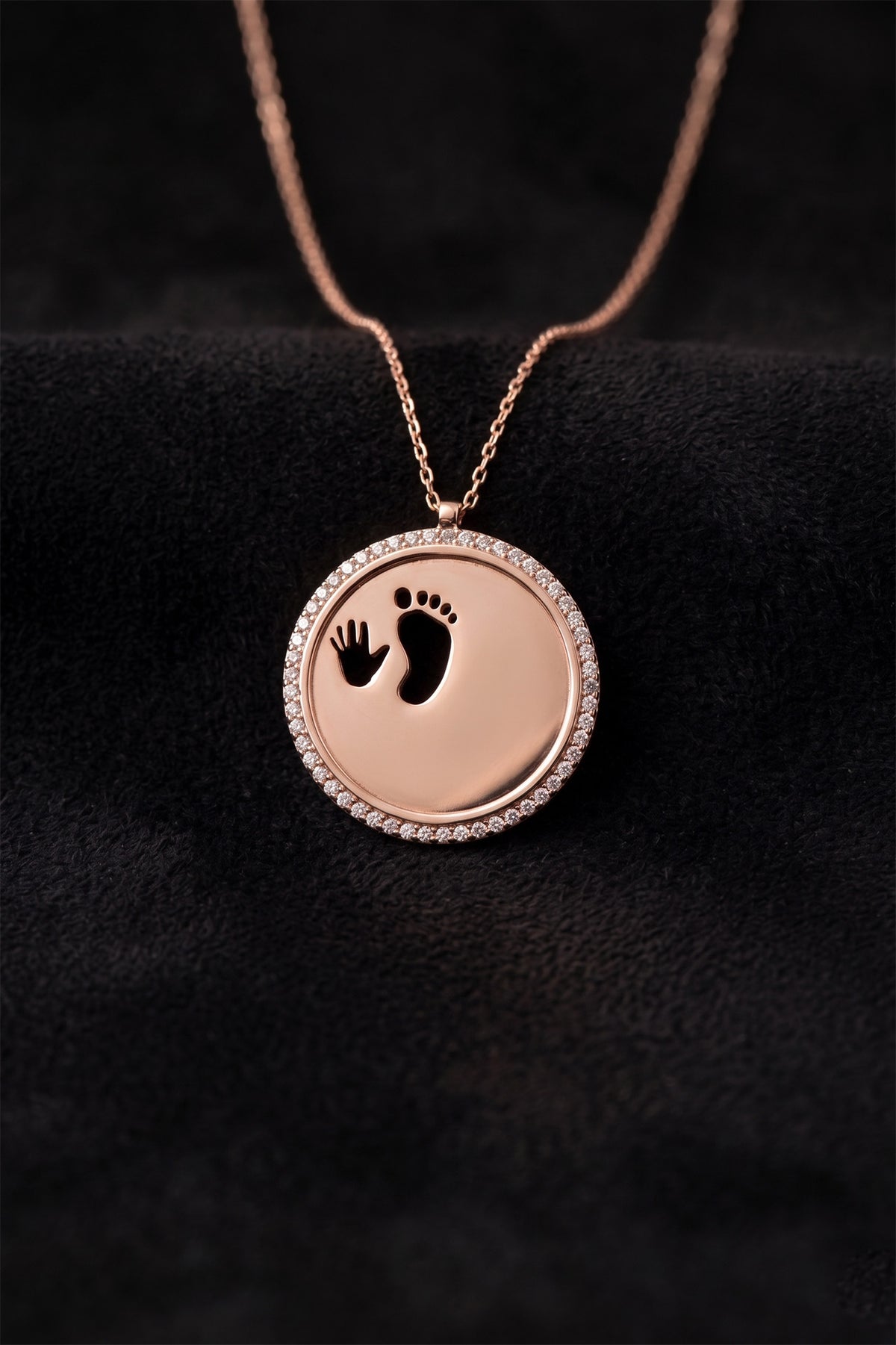 Rose Gold Zircon Baby Footprint Round Necklace in 925 sterling silver