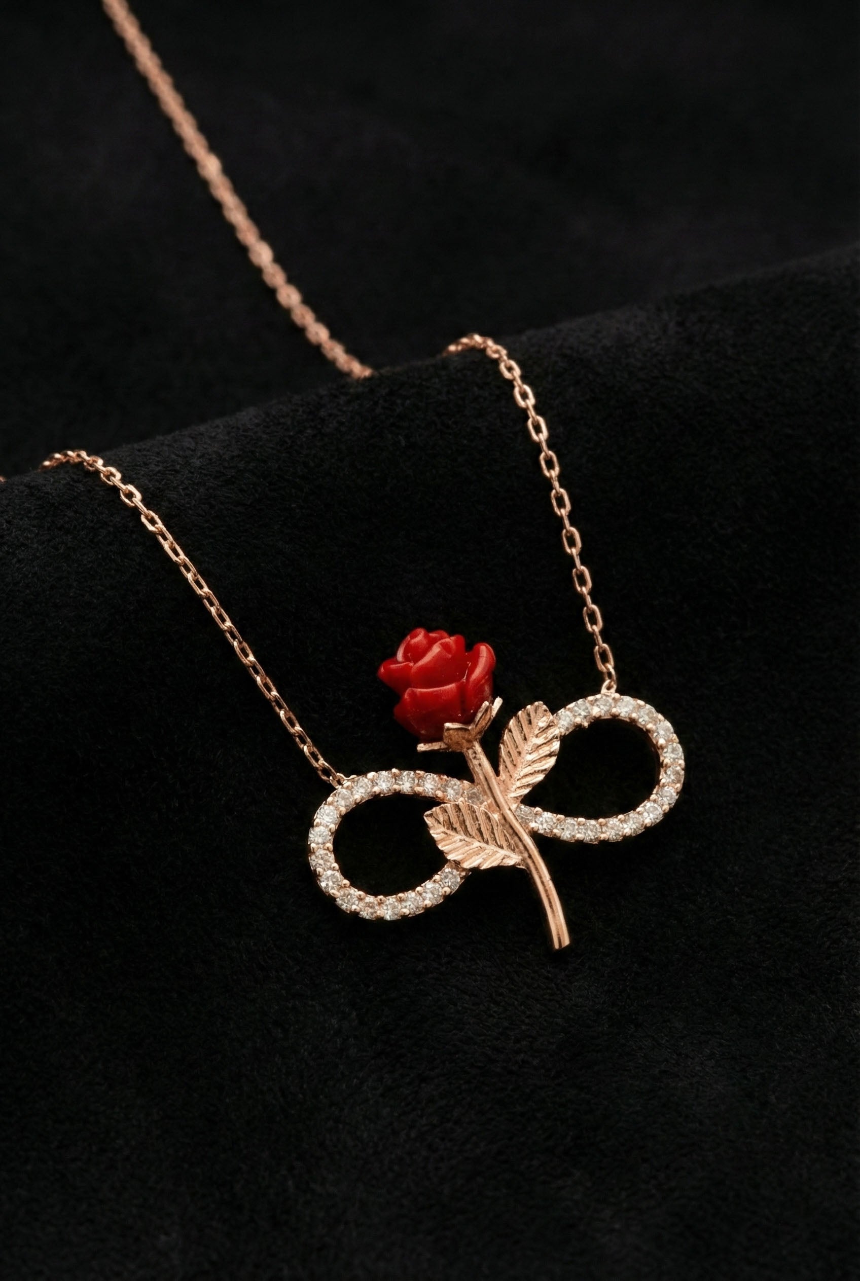 Zircon Stone Rose Rose Motif Infinity Silver Necklace