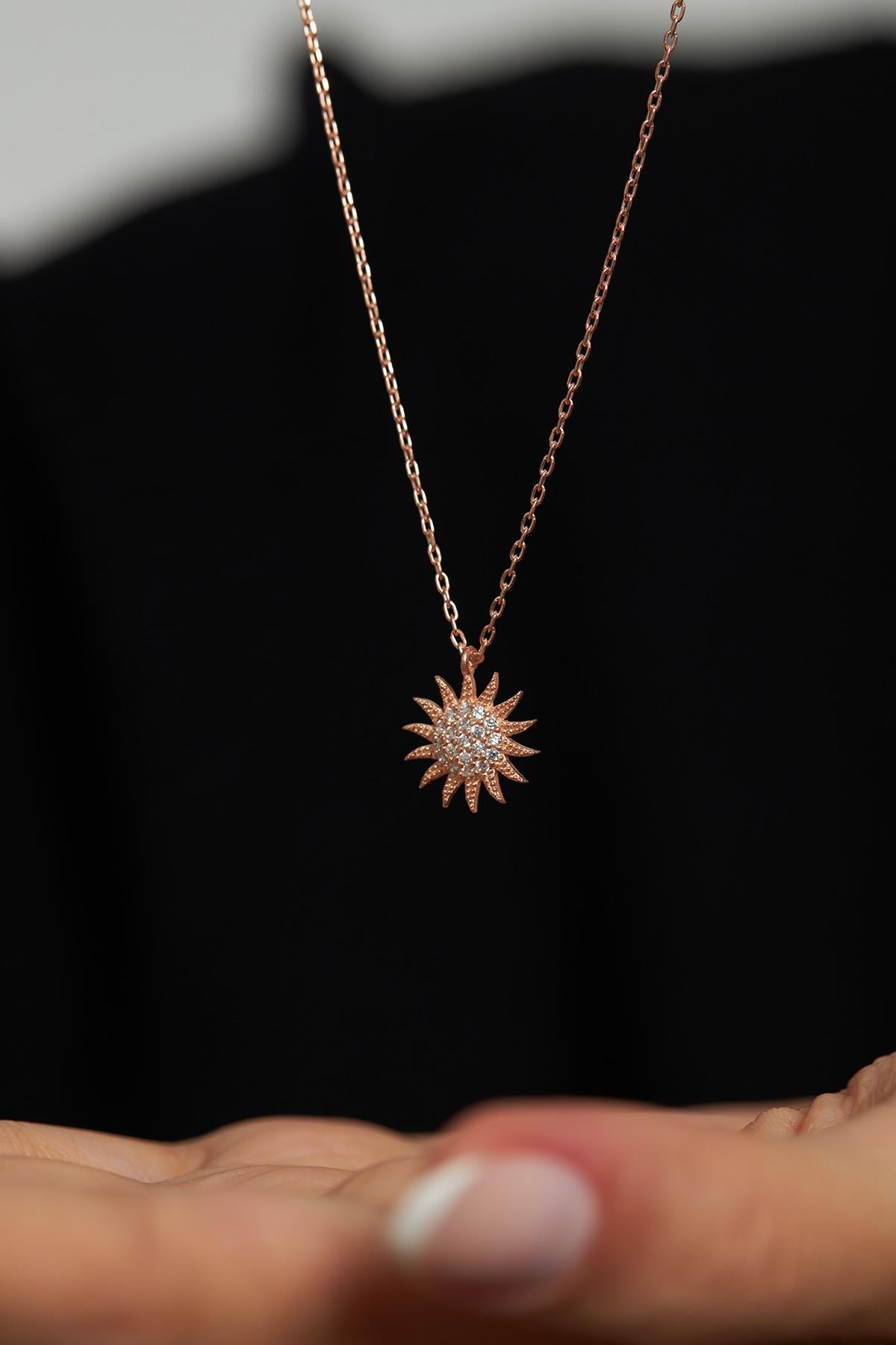 Zirkon Taşlı Rose Güneş Minimal Gümüş Kolye