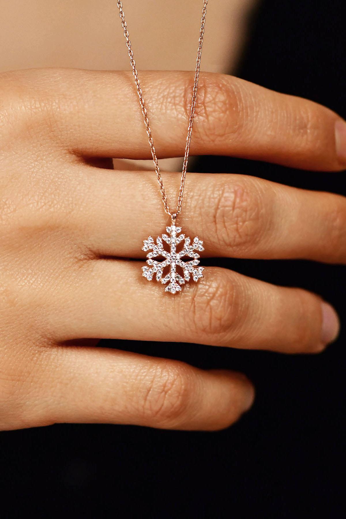 Rose Snowflake Silver Necklace with Zircon Stone