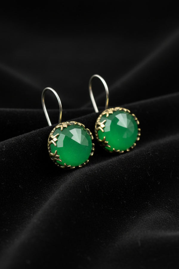 Gilded Emerald Stone Tulip Motif Earrings | 925 Silver